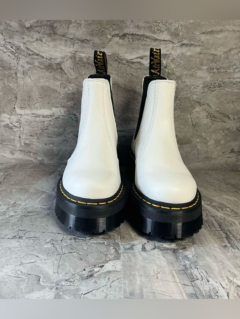 Dr. Martens 2976 QUAD PLATFORM CHELSEA BOOTS - Picture 10 of 12